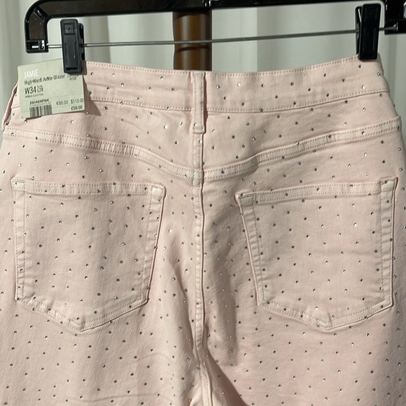TOPSHOP PETITE ROCKABILLY PINK RHINESTONED ANKLE GRAZER JEANS 34/28 NEW - Picture 7 of 8